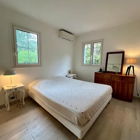 06y2 - Provencal Warm And Homely Villa Le Cannet