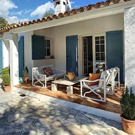 06y2 - Provencal Warm And Homely 빌라